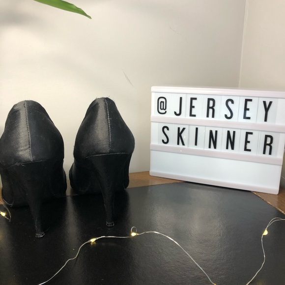 Rocky - Black Satin Heels - Size 7 - Picture 4 of 4
